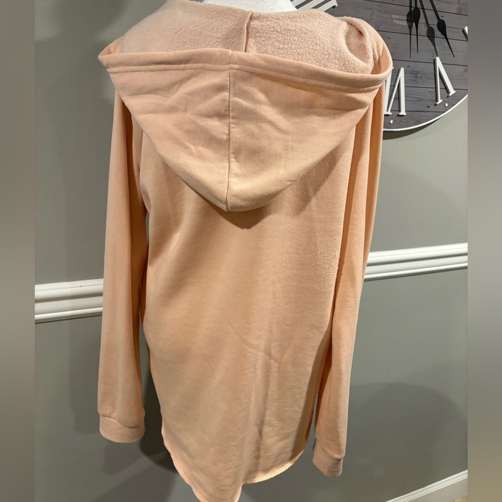 Independent Trading Company Local Boutique - Island Vibes worn 2x Size Large - Picture 3 of 13